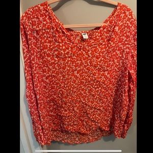 great shirt very flowy